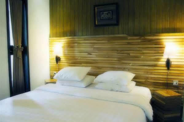 Puri Minggiran Guesthouse Yogya Jogyakarta Zewnętrze zdjęcie