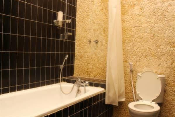 Puri Minggiran Guesthouse Yogya Jogyakarta Zewnętrze zdjęcie